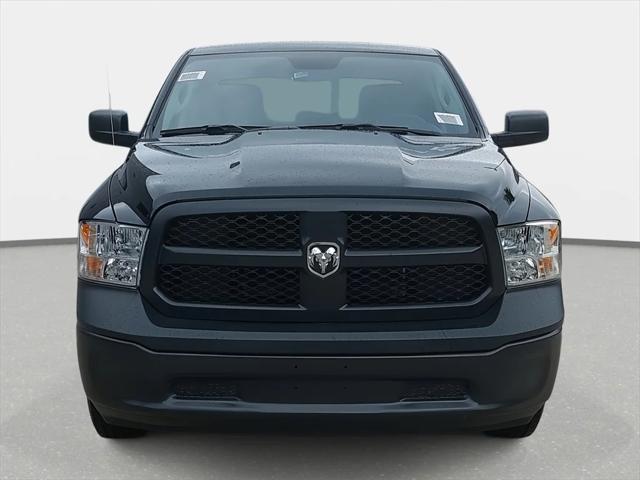 2024 RAM Ram 1500 Classic RAM 1500 CLASSIC TRADESMAN CREW CAB 4X4 57 BOX