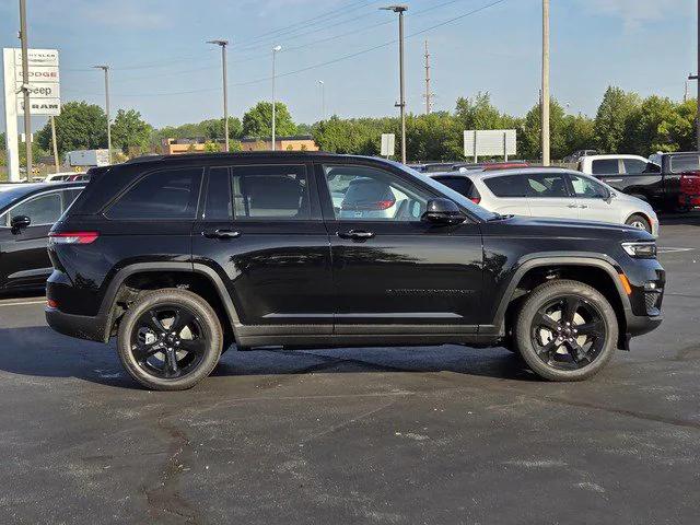 2024 Jeep Grand Cherokee GRAND CHEROKEE LIMITED 4X4