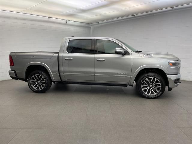 2025 RAM Ram 1500 RAM 1500 LIMITED CREW CAB 4X4 57 BOX