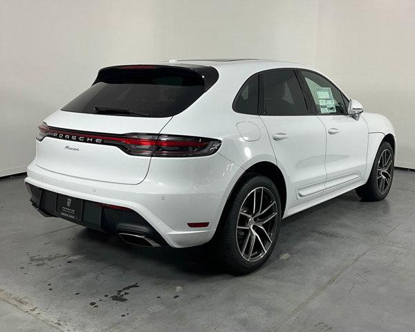 2024 Porsche Macan AWD
