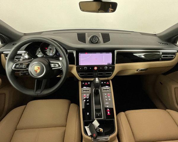 2024 Porsche Macan AWD
