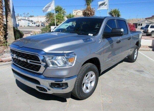 2024 RAM 1500 Big Horn Crew Cab 4x2 64 Box