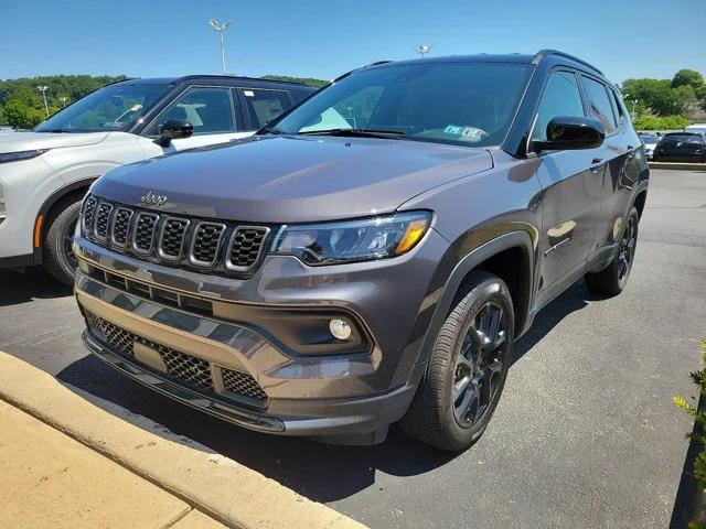 2024 Jeep Compass COMPASS LATITUDE 4X4