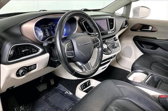 Used 2019 Chrysler Pacifica For Sale in Olive Branch, MS