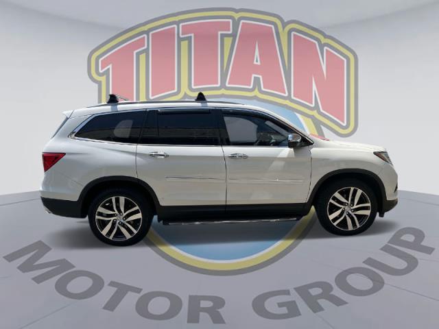 Used 2016 Honda Pilot Elite with VIN 5FNYF6H05GB030793 for sale in Lynbrook, NY