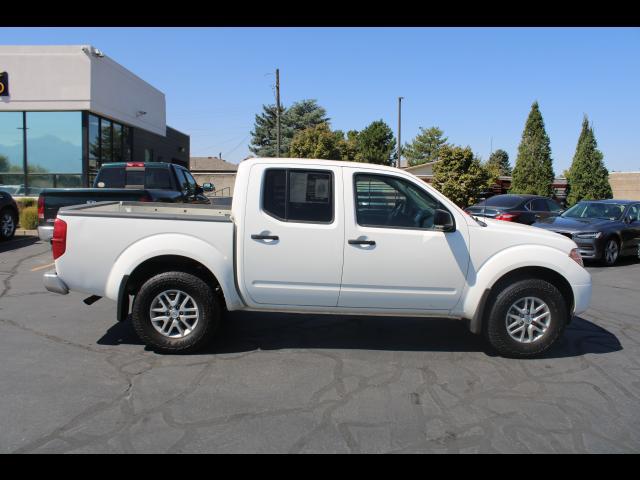2021 Nissan Frontier Crew Cab SV 4x4