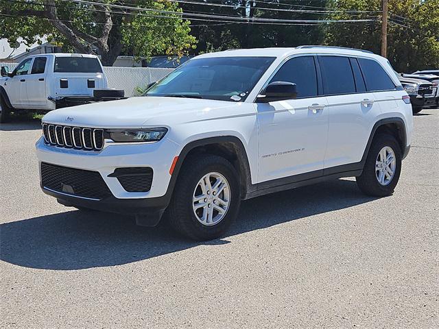 2023 Jeep Grand Cherokee Laredo 4x4