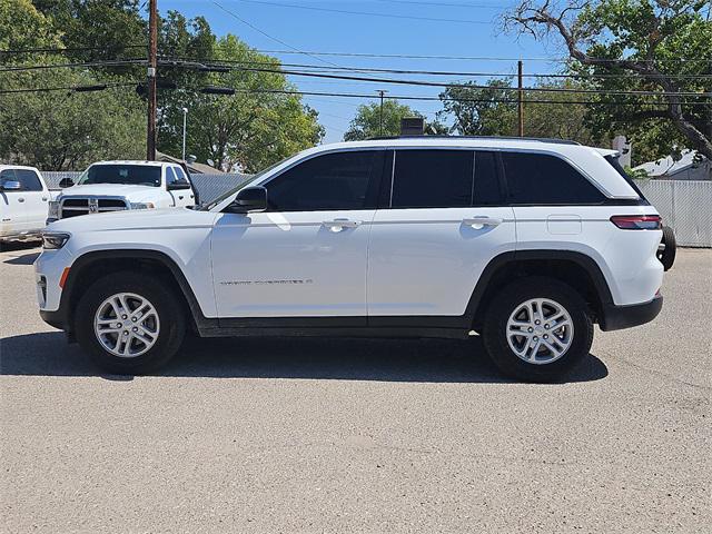 2023 Jeep Grand Cherokee Laredo 4x4