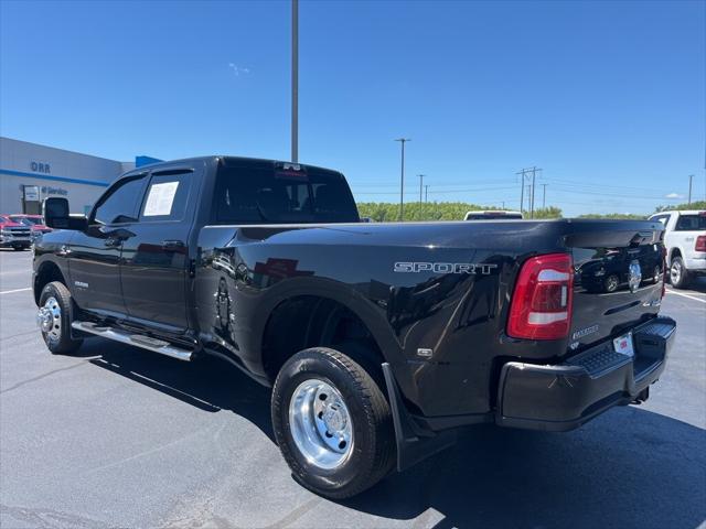 2023 RAM 3500 Laramie Crew Cab 4x4 8 Box