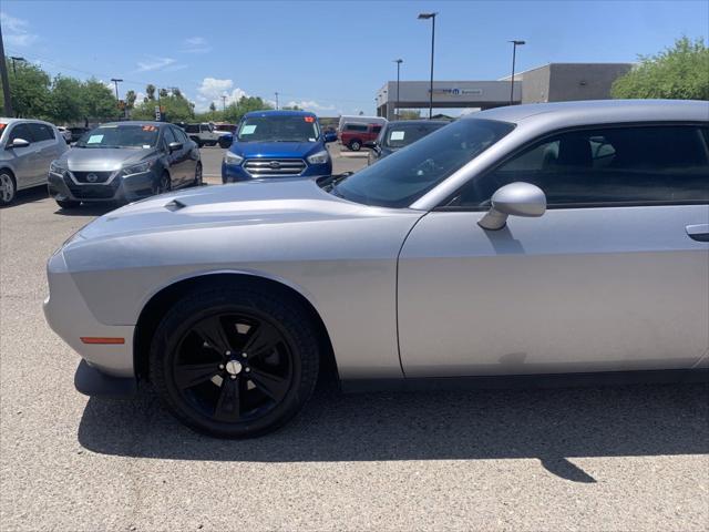 2015 Dodge Challenger SXT