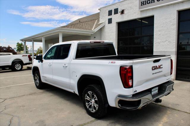 2020 GMC Sierra 1500 SLE Crew Cab Short Box 4WD