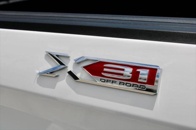 2020 GMC Sierra 1500 SLE Crew Cab Short Box 4WD
