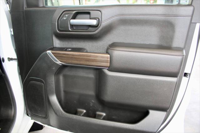 2020 GMC Sierra 1500 SLE Crew Cab Short Box 4WD