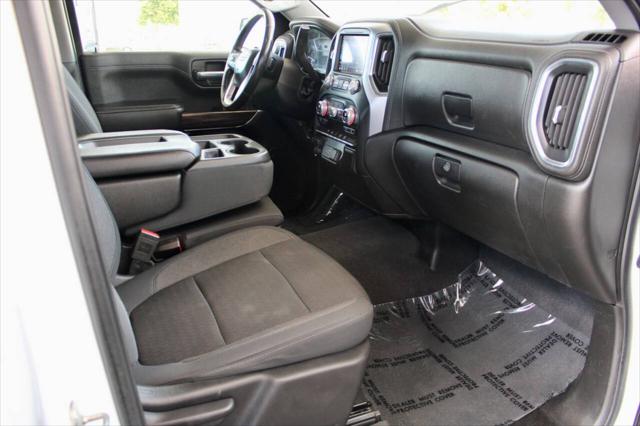 2020 GMC Sierra 1500 SLE Crew Cab Short Box 4WD