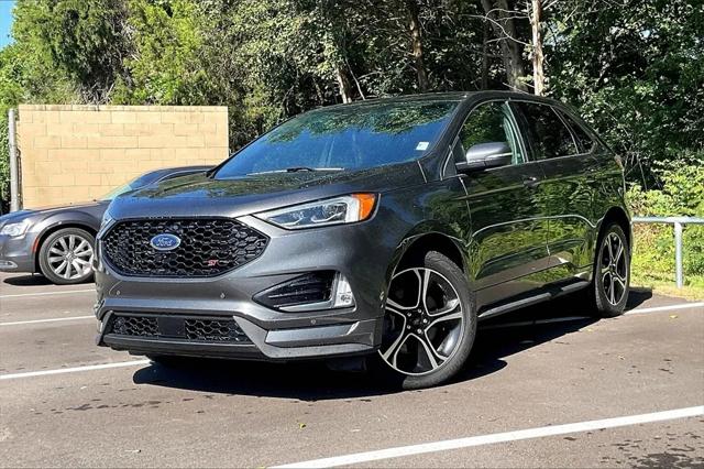 2020 Ford Edge ST