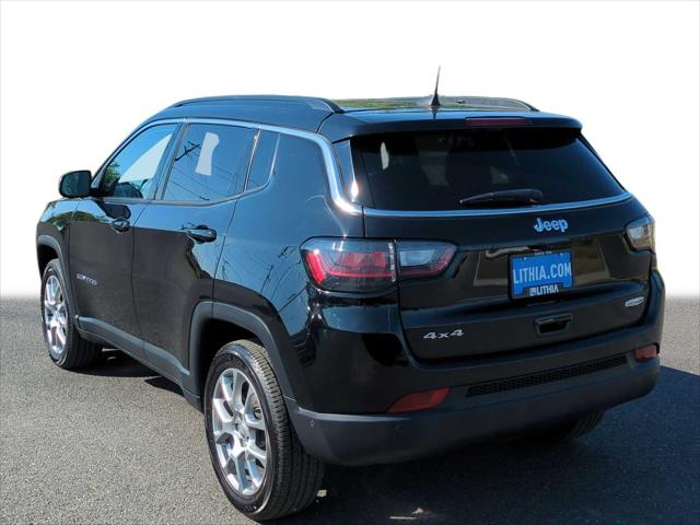 2022 Jeep Compass Latitude Lux 4x4