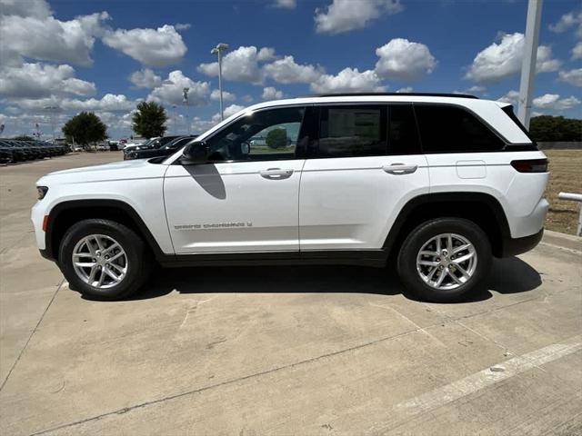 2024 Jeep Grand Cherokee GRAND CHEROKEE LAREDO X 4X2