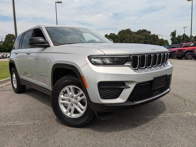 2024 Jeep Grand Cherokee GRAND CHEROKEE LAREDO 4X4