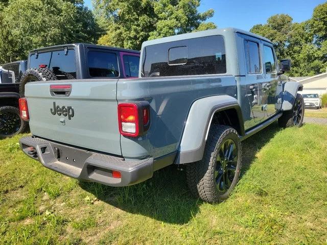 2024 Jeep Gladiator GLADIATOR NIGHTHAWK 4X4