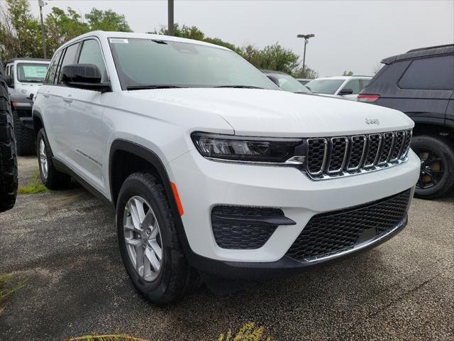 2024 Jeep Grand Cherokee GRAND CHEROKEE LAREDO X 4X4