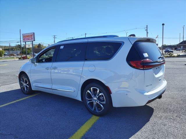 2024 Chrysler Pacifica PACIFICA PINNACLE AWD