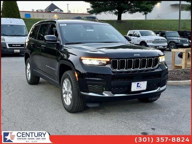 2024 Jeep Grand Cherokee GRAND CHEROKEE L LAREDO X 4X4