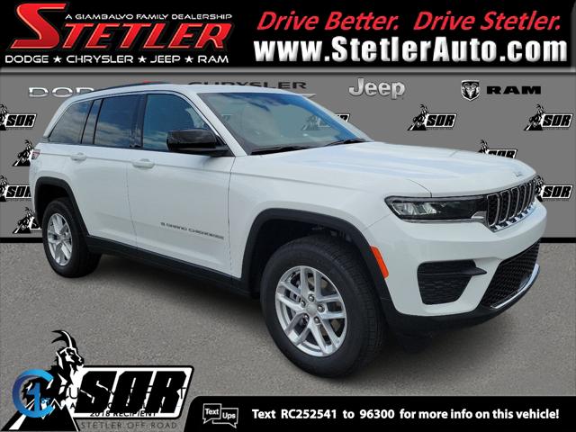 2024 Jeep Grand Cherokee GRAND CHEROKEE LAREDO X 4X4