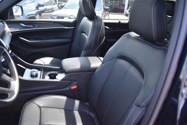 2024 Jeep Grand Cherokee Limited 4x2