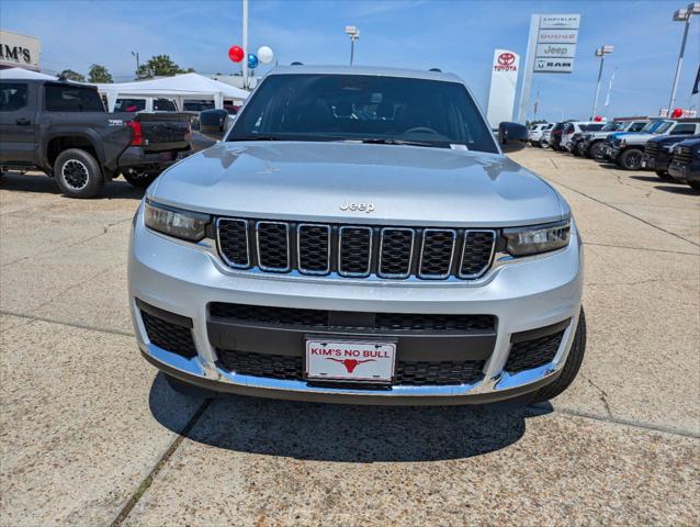 2024 Jeep Grand Cherokee GRAND CHEROKEE L LAREDO X 4X4