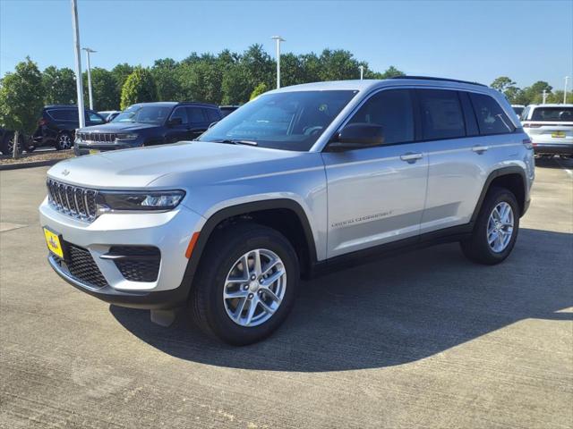 2024 Jeep Grand Cherokee GRAND CHEROKEE LAREDO X 4X2