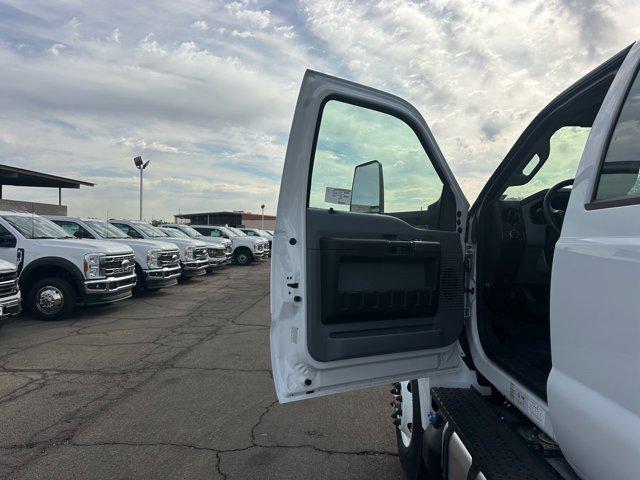 2025 Ford F-750 F750 CREW CAB DOCK H