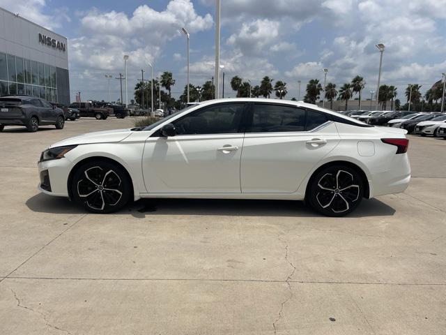 2023 Nissan Altima SR FWD