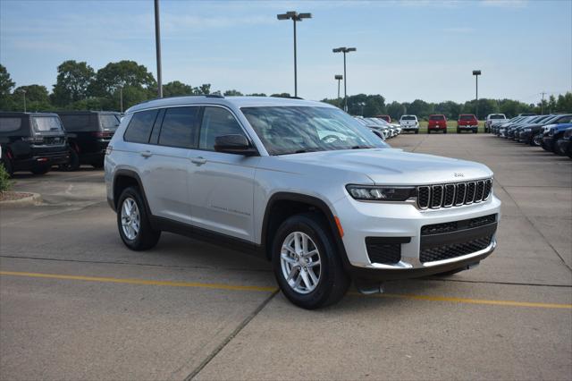 2023 Jeep Grand Cherokee L Laredo 4x4