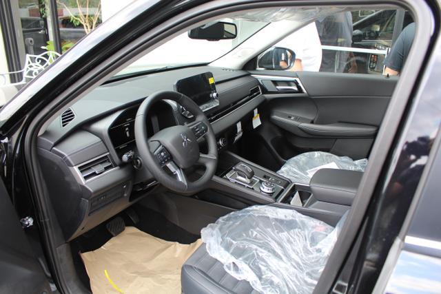 2024 Mitsubishi Outlander SE 2.5 S-AWC