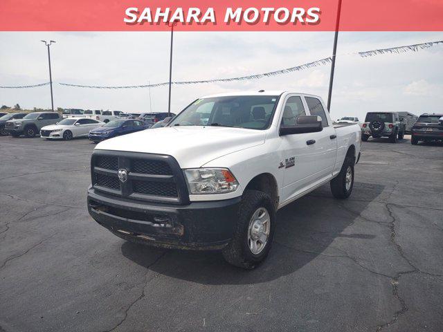 2018 RAM 3500 Tradesman Crew Cab 4x4 64 Box