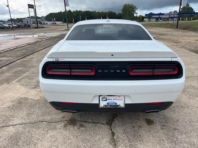 2018 Dodge Challenger SXT Plus