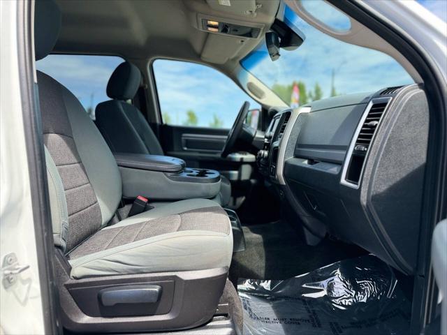 2016 Ram 1500 SLT