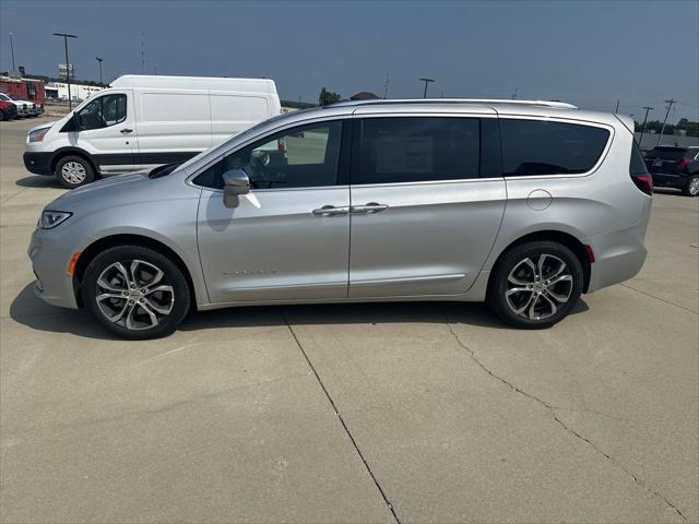 2024 Chrysler Pacifica PACIFICA PINNACLE AWD