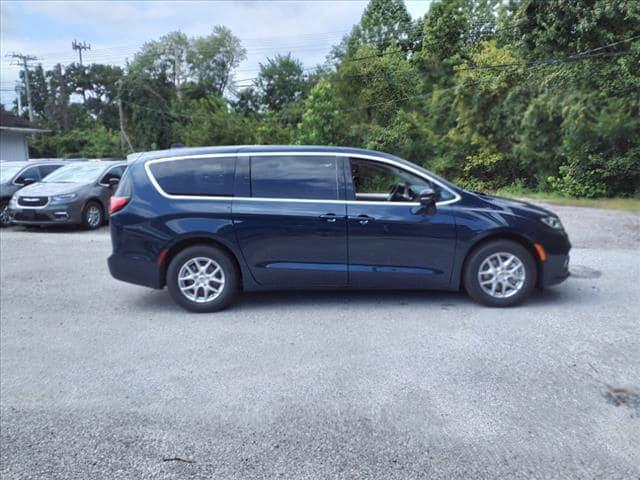 2024 Chrysler Pacifica PACIFICA TOURING L