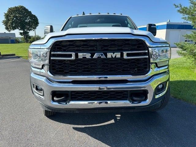 2024 RAM Ram 5500 Chassis Cab RAM 5500 TRADESMAN CHASSIS REGULAR CAB 4X4 84 CA