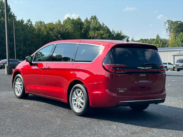 2024 Chrysler Pacifica PACIFICA TOURING L