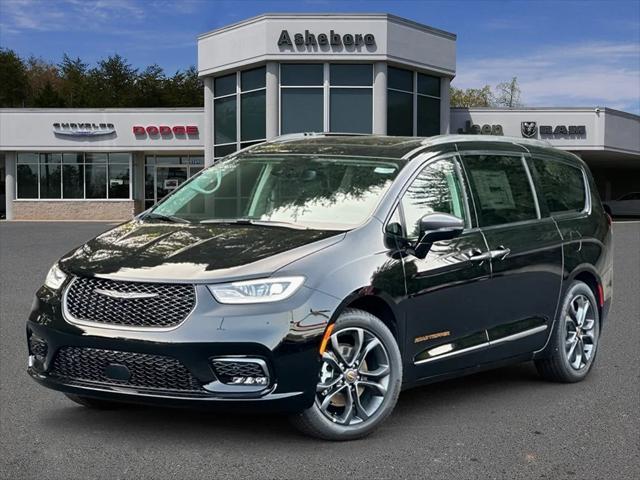 2024 Chrysler Pacifica PACIFICA TOURING L