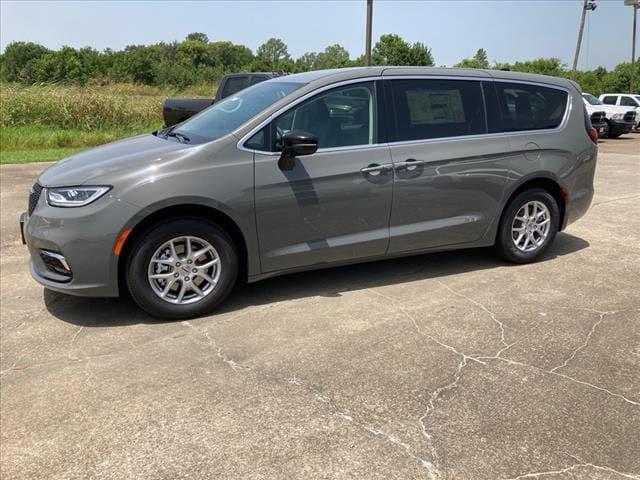 2024 Chrysler Pacifica PACIFICA TOURING L