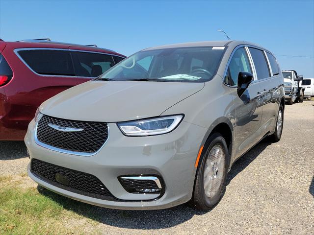 2024 Chrysler Pacifica PACIFICA TOURING L