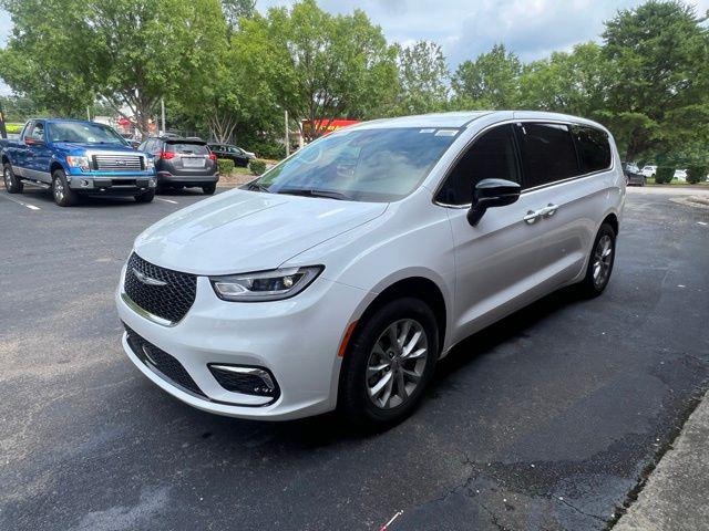 2024 Chrysler Pacifica PACIFICA TOURING L AWD