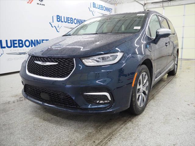 2024 Chrysler Pacifica Hybrid PACIFICA PLUG-IN HYBRID PINNACLE