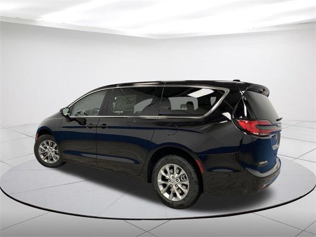 2024 Chrysler Pacifica PACIFICA TOURING L AWD