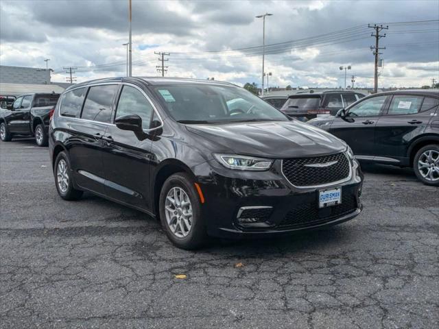 2024 Chrysler Pacifica PACIFICA TOURING L