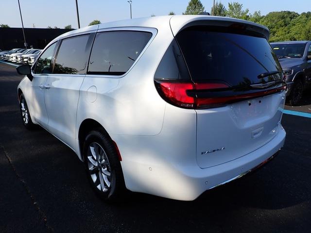 2024 Chrysler Pacifica PACIFICA TOURING L AWD