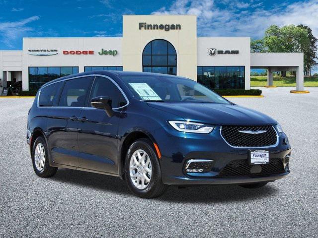 2024 Chrysler Pacifica PACIFICA TOURING L